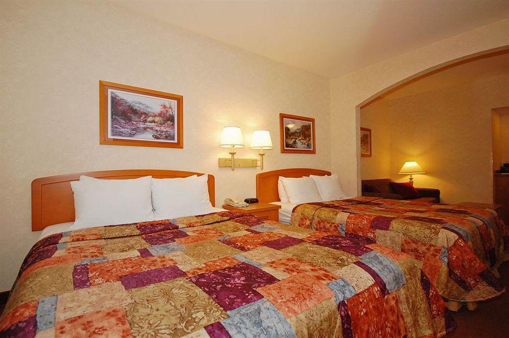 Sleep Inn & Suites Lake Of The Ozarks Camdenton Luaran gambar